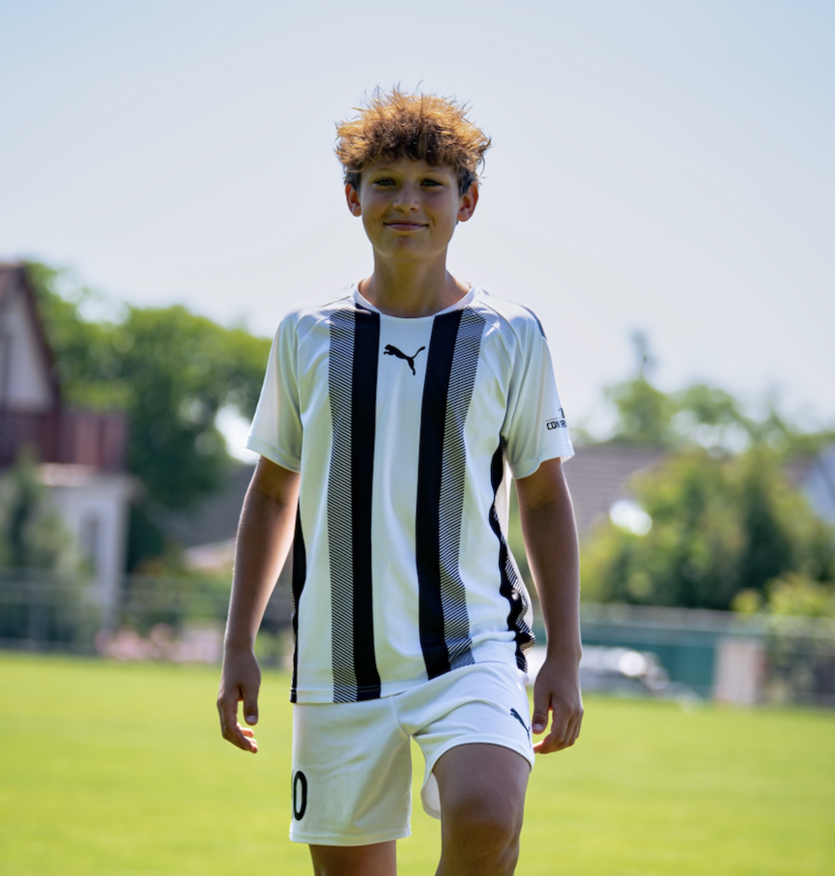 U15